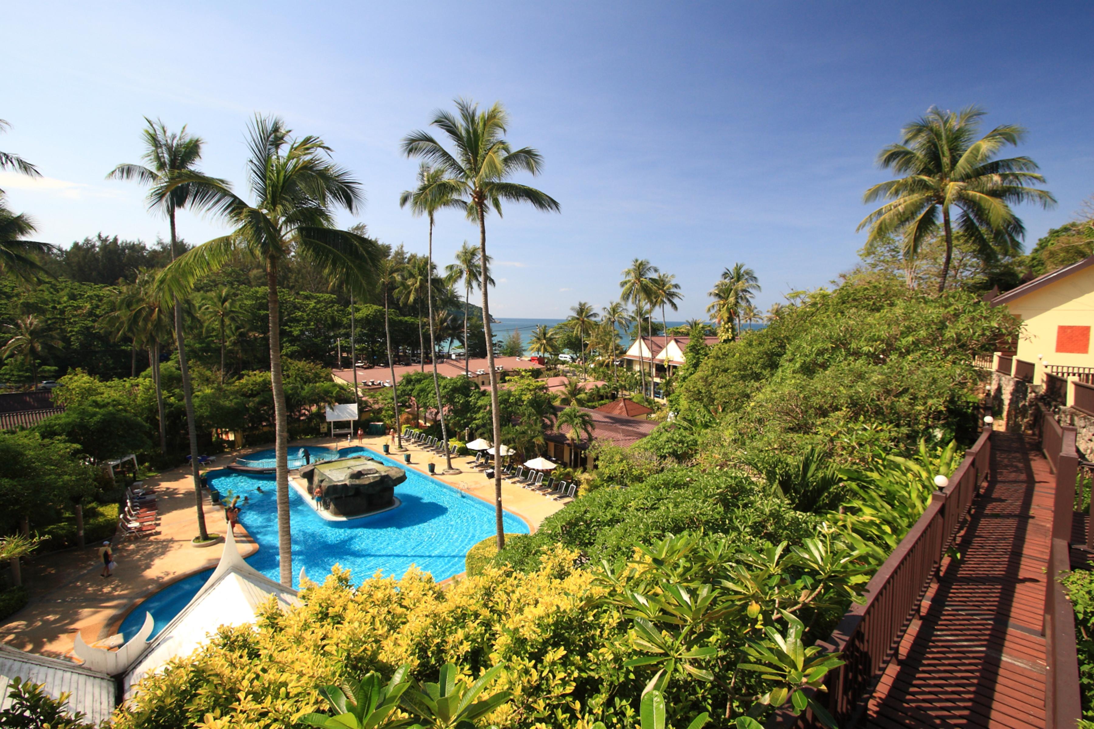 Hotel Seasons Naiharn Phuket 3*