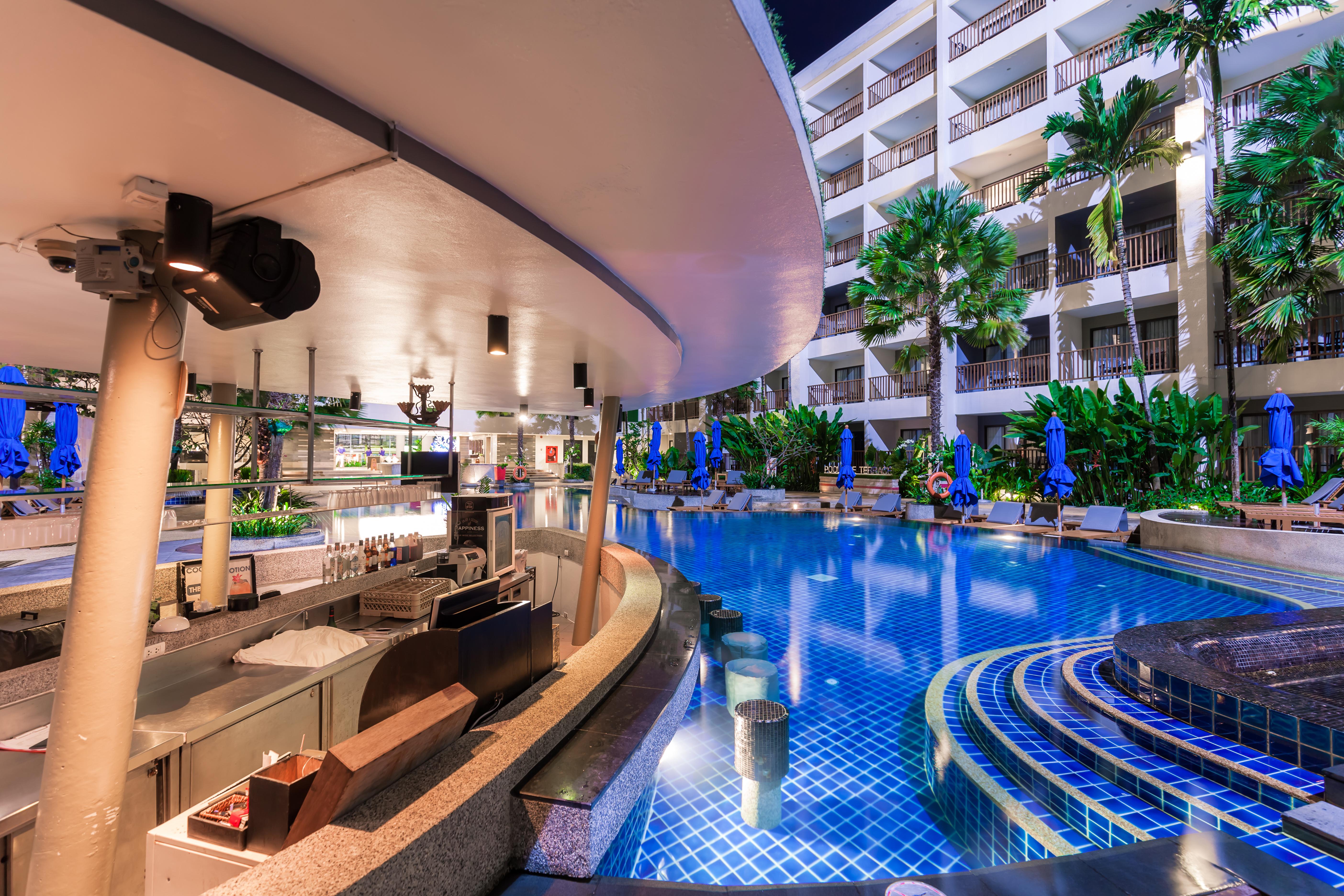 Hotel Deevana Plaza Phuket - Sha Extra