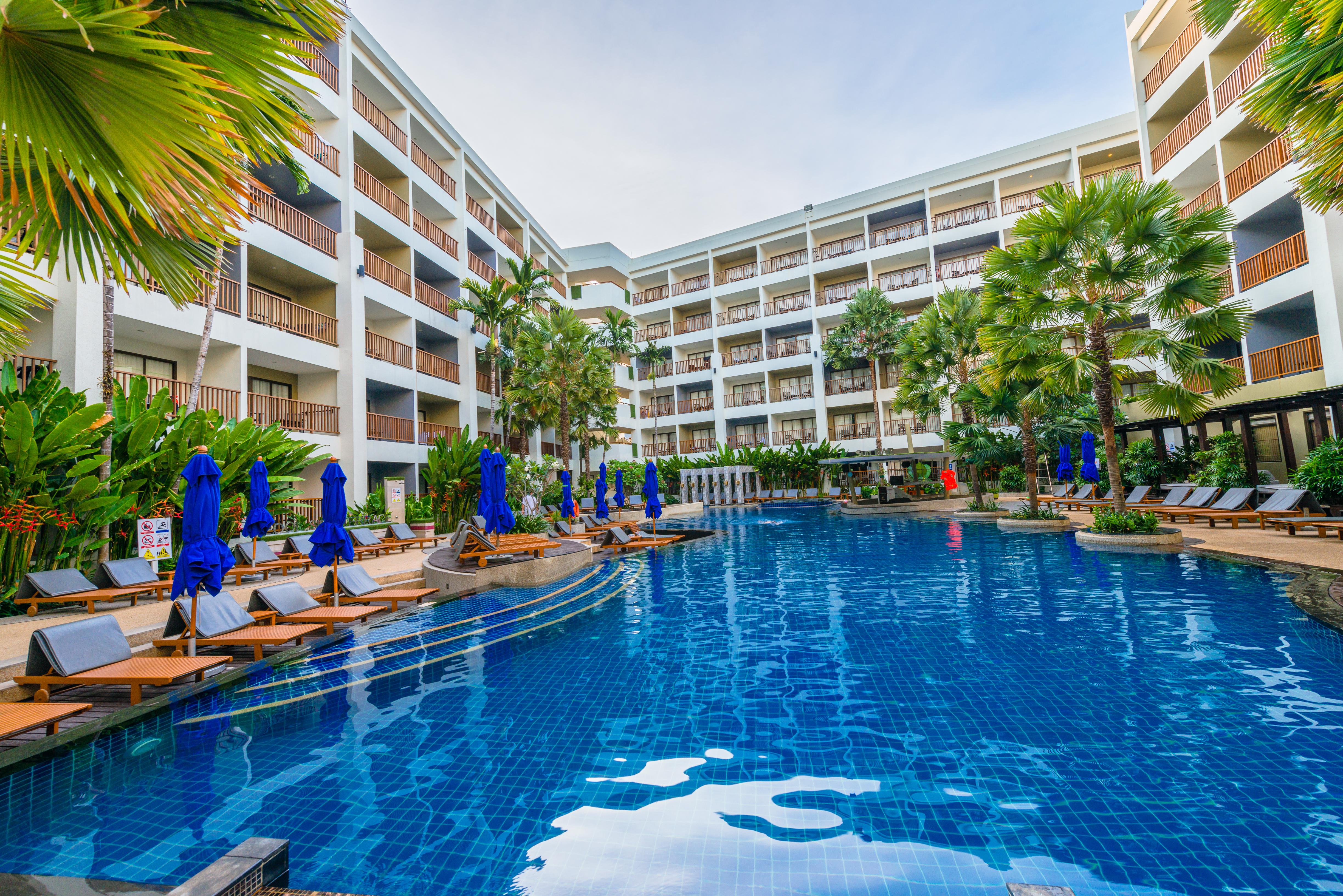 Deevana Plaza Phuket - Sha Extra