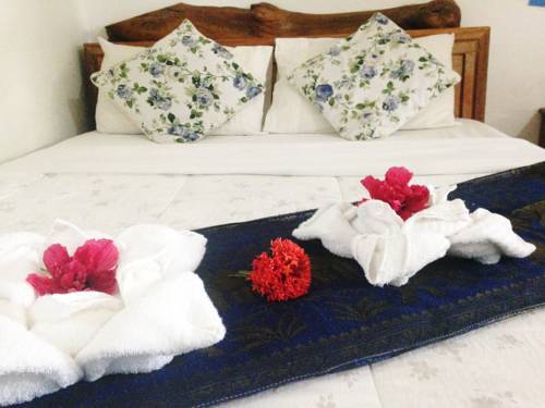 Ruan Mai San Ngam - Sha Resort Nai Yang