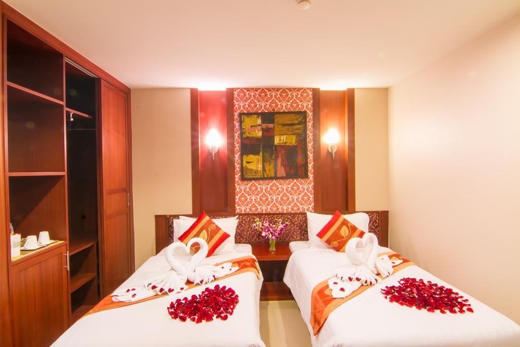 Patong Hemingway's 3* Phuket