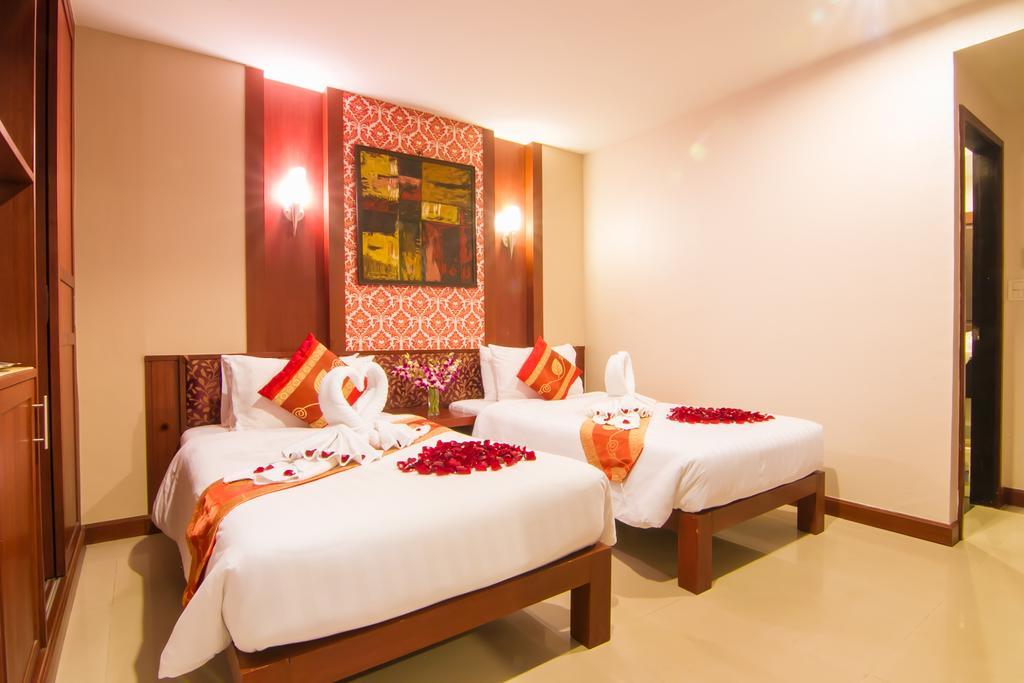 Patong Hemingway's Hotel