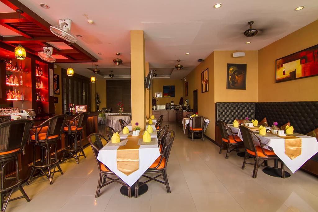 Patong Hemingway's 3* Phuket