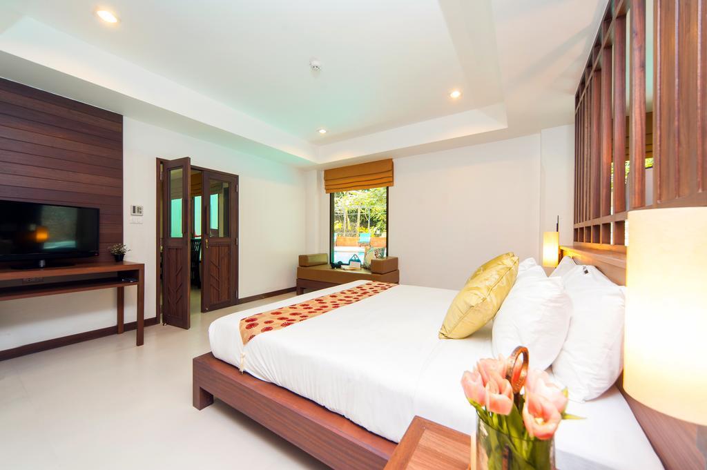Ratana Hill Aparthotel 3*