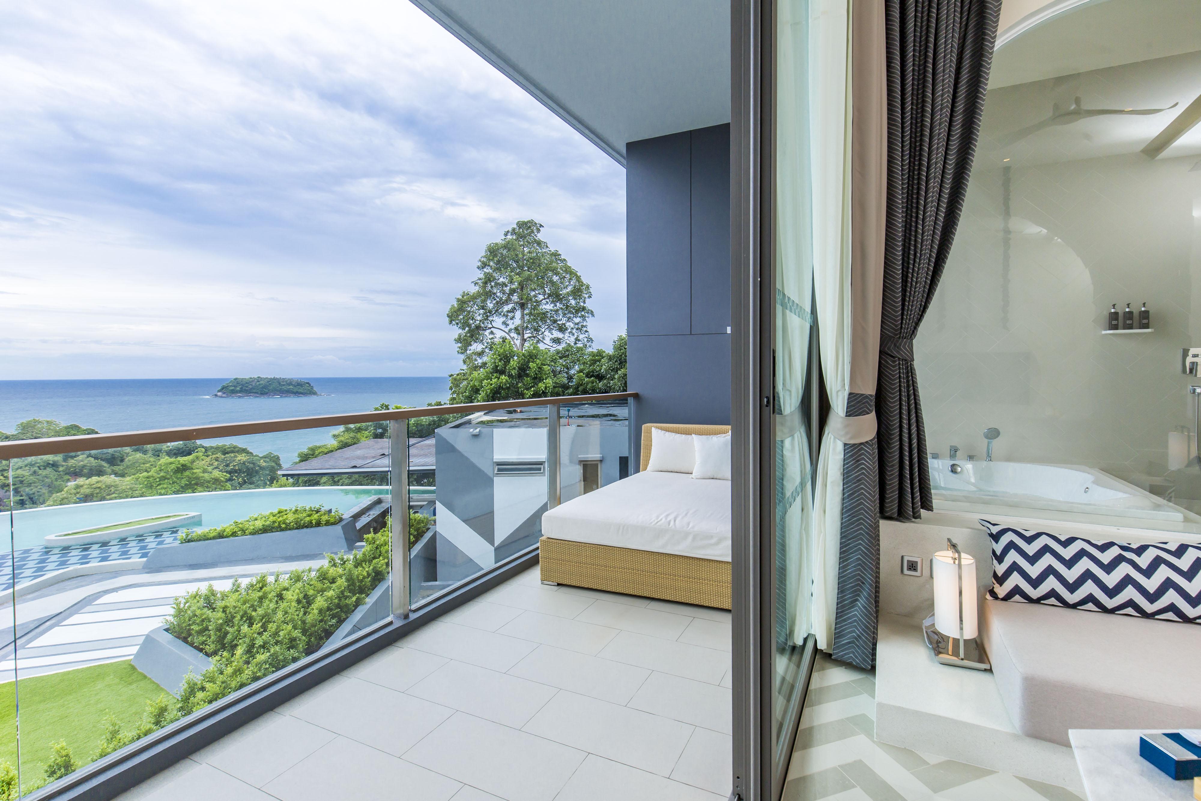 The Sis - Adult Only Resort