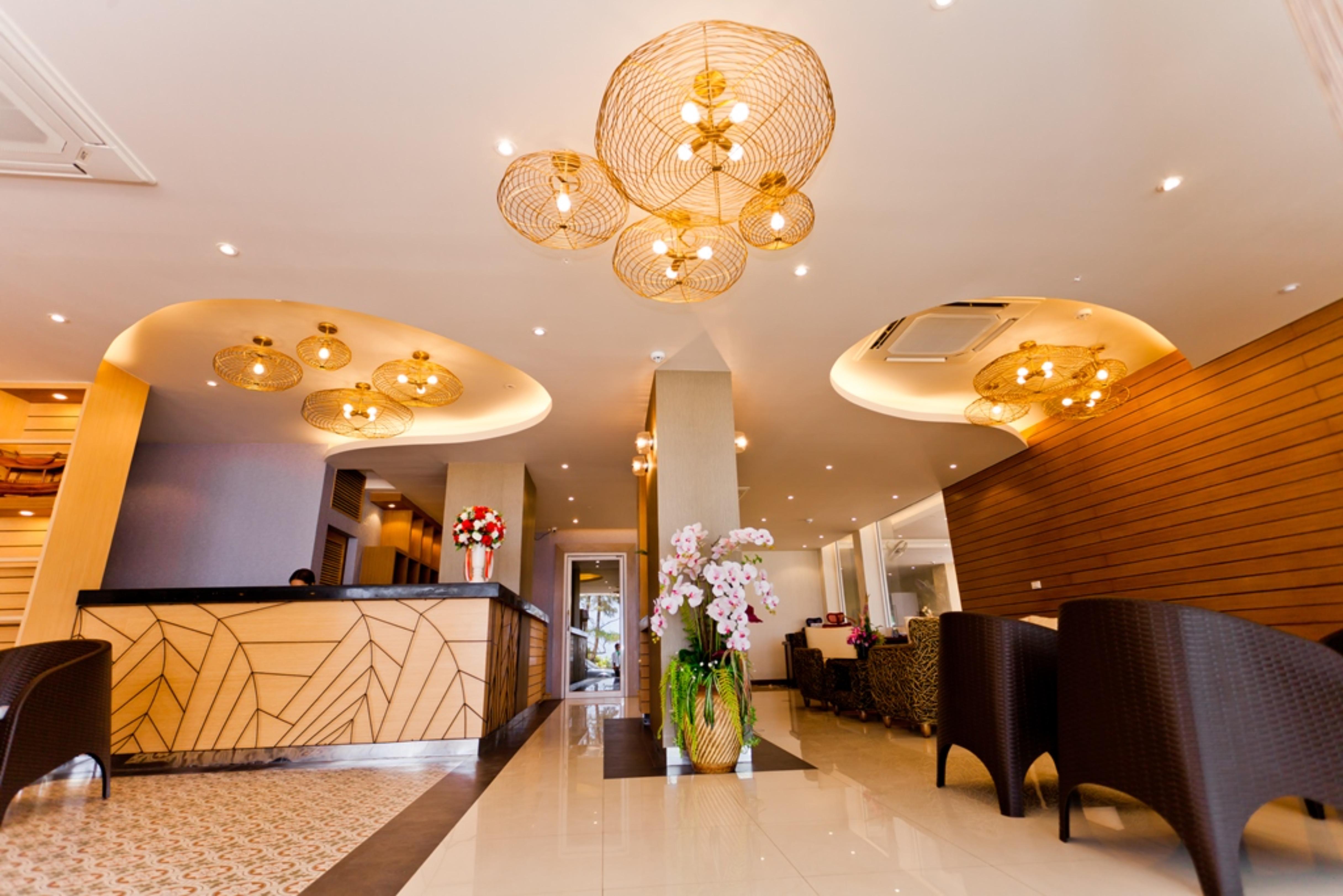 Anda Beachside Hotel Karon