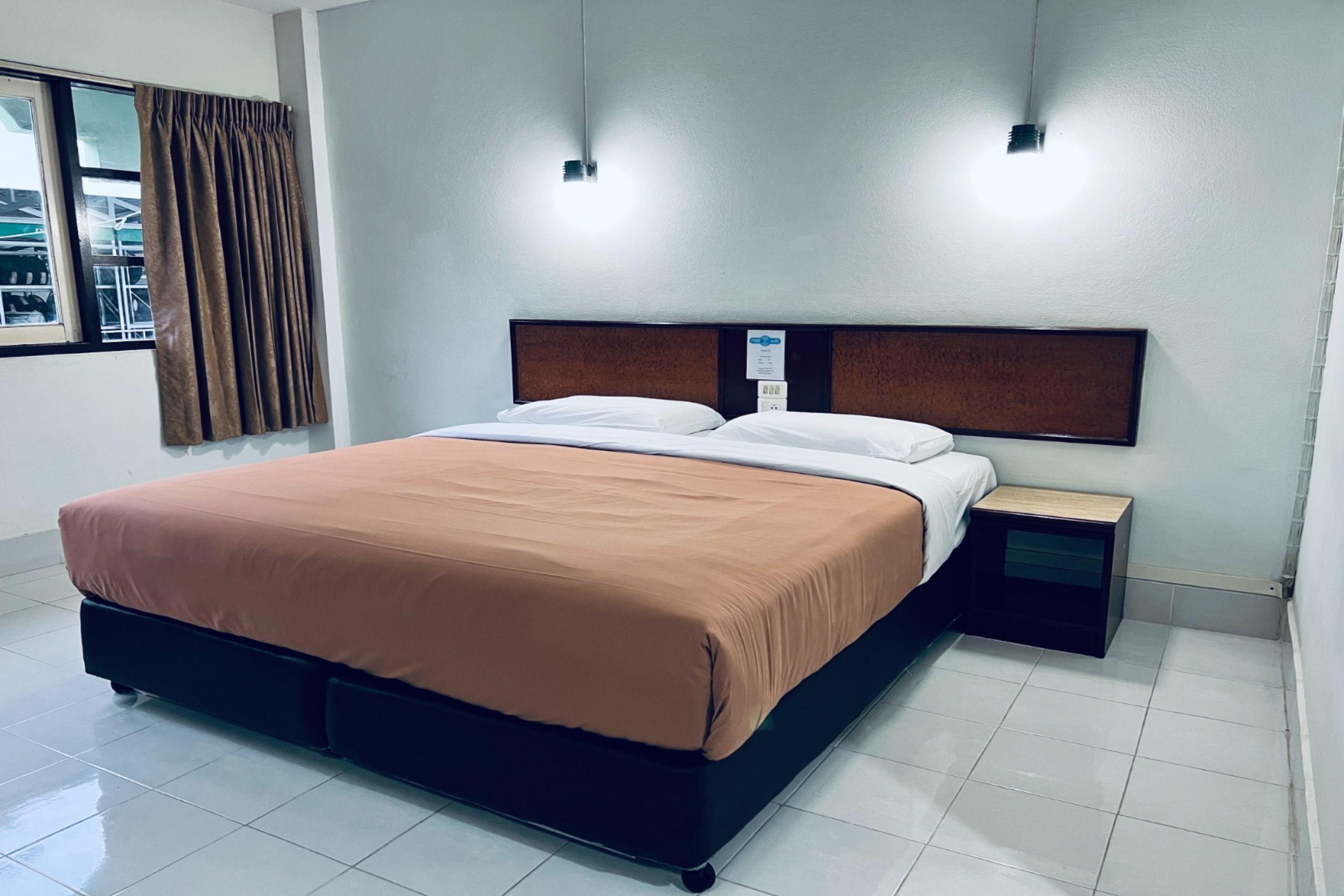 Hotel Pure