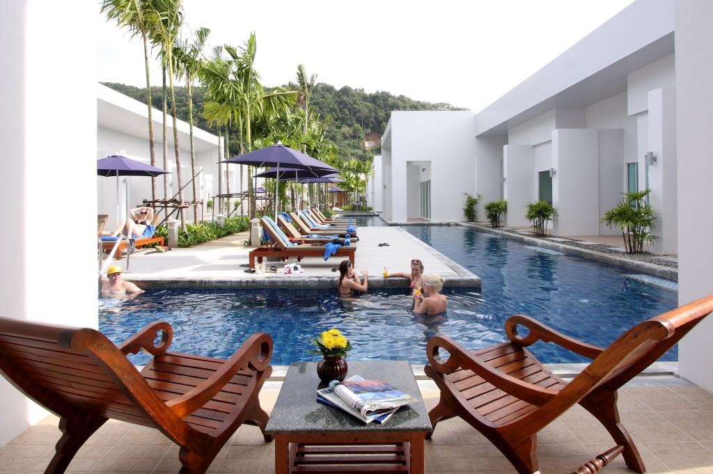 Resort Blu Pine & Pool Access - Sha Phuket