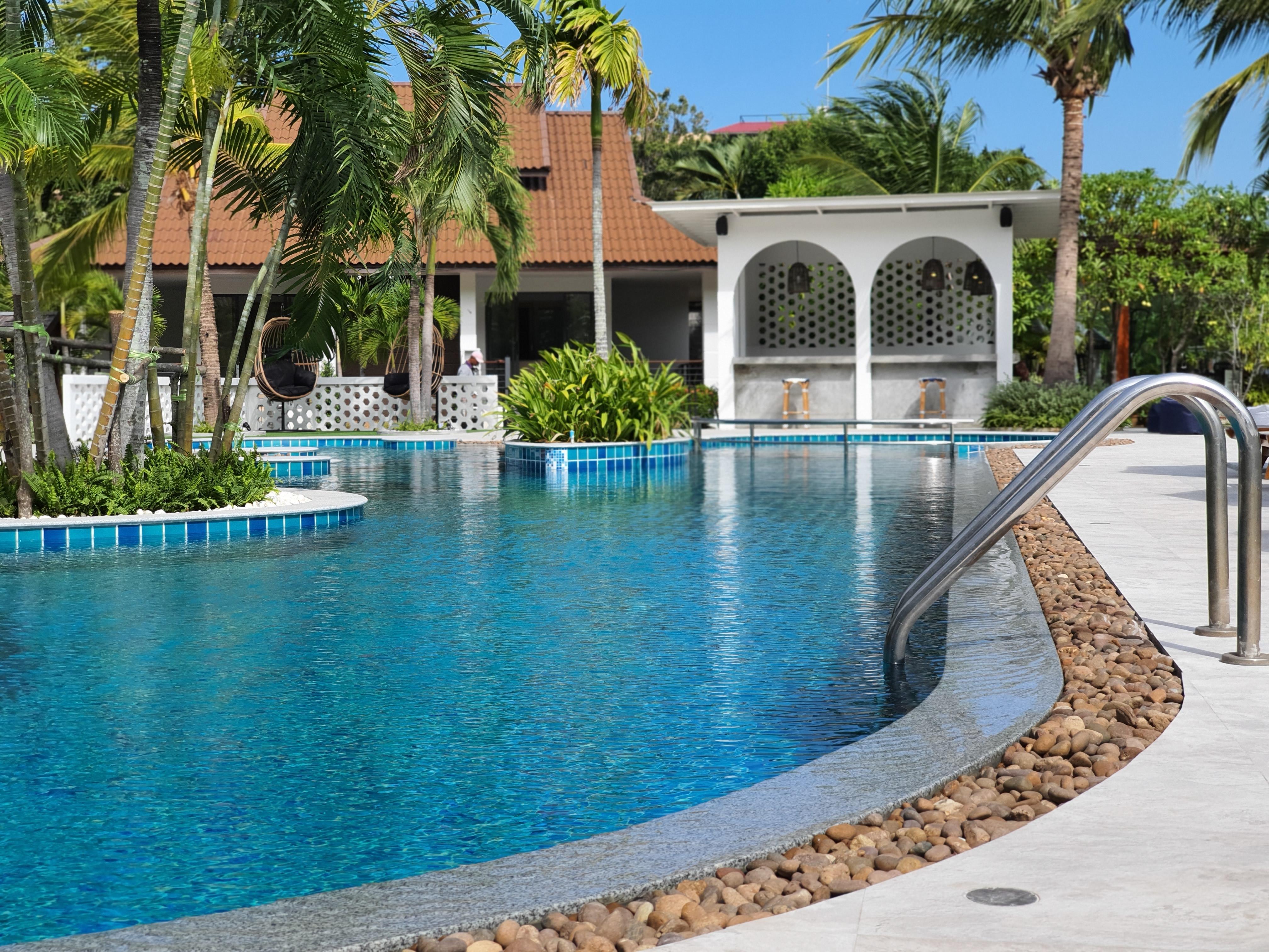 Blu Pine & Pool Access - Sha 4*