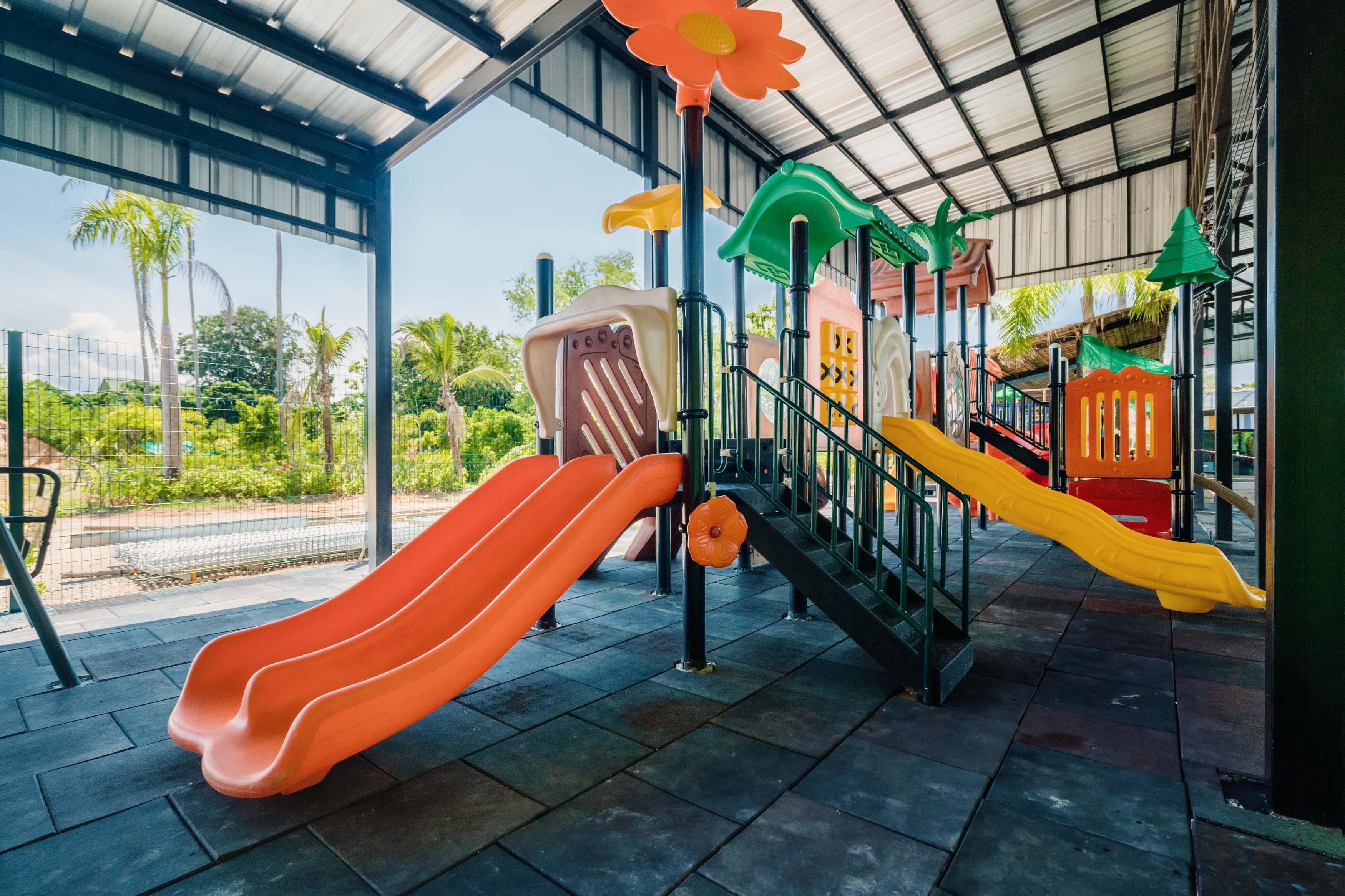 Rawayana West Villas & Kids Park 4* Rawai