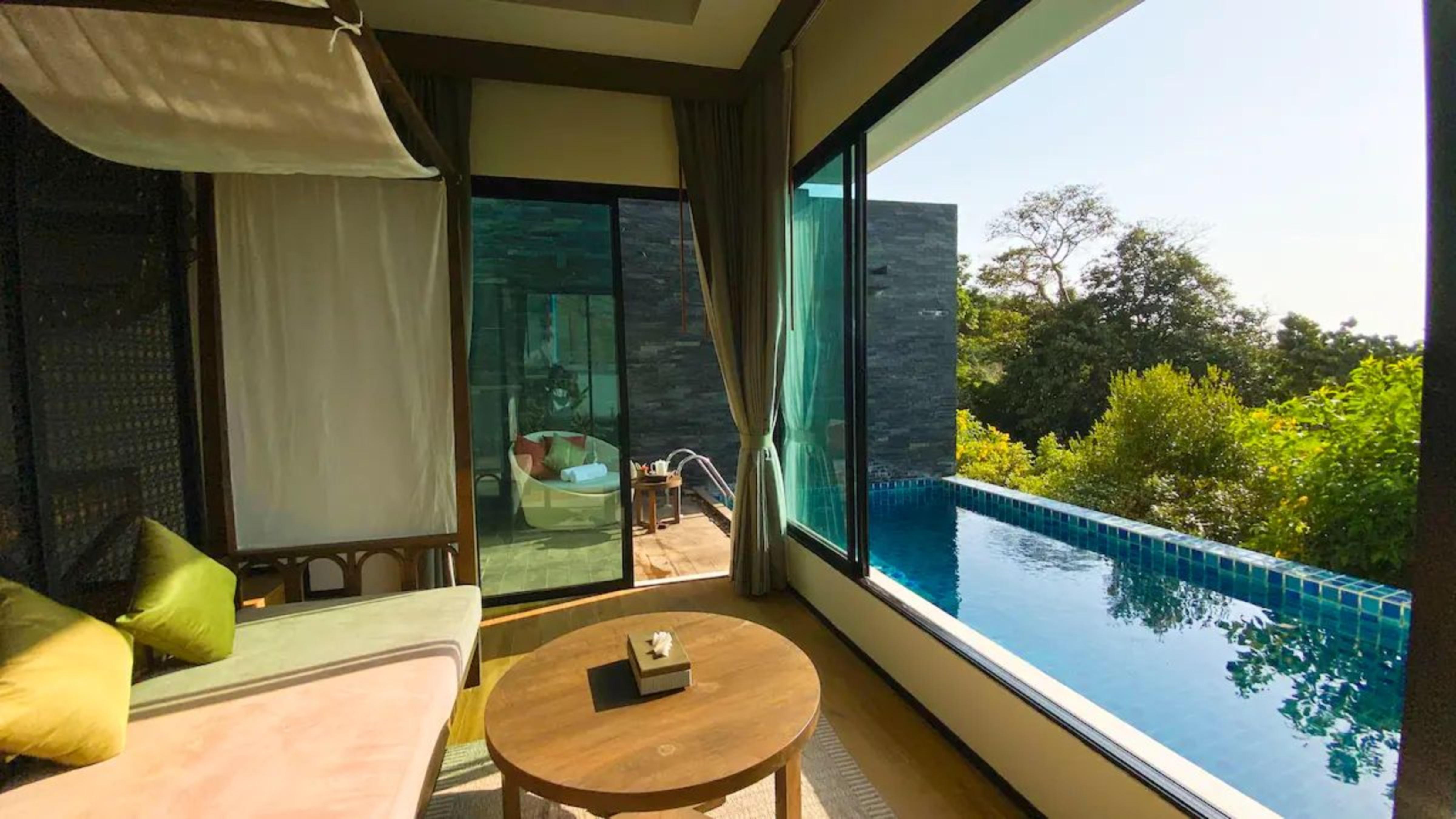 Silla 4* Phuket