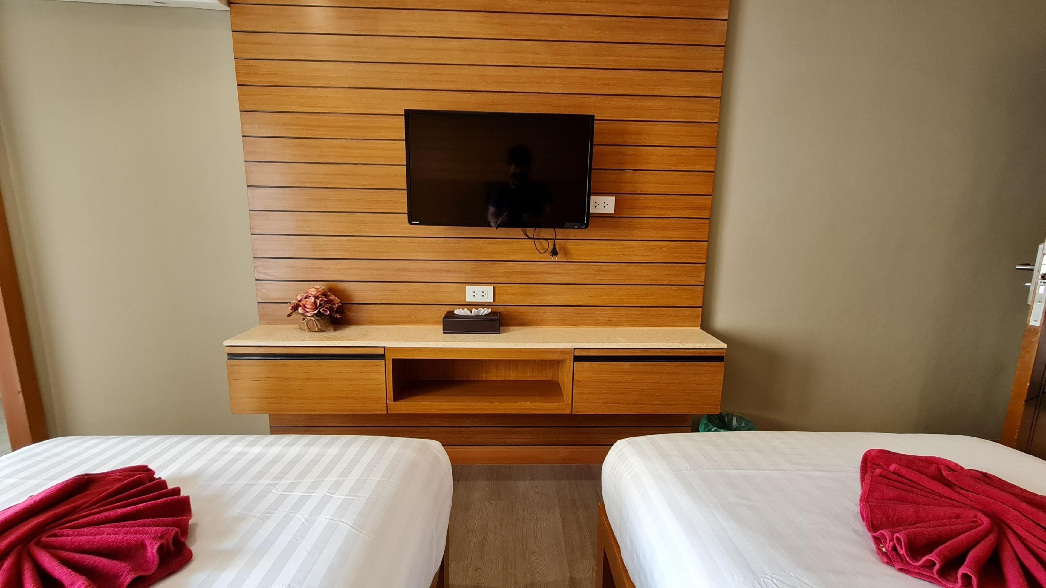 Inn Actually Karon