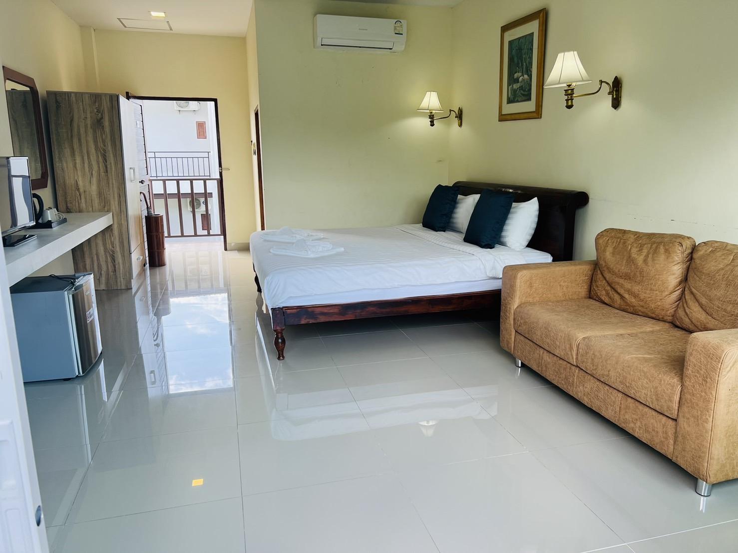 Bora Bora Phuket Hotel Chalong