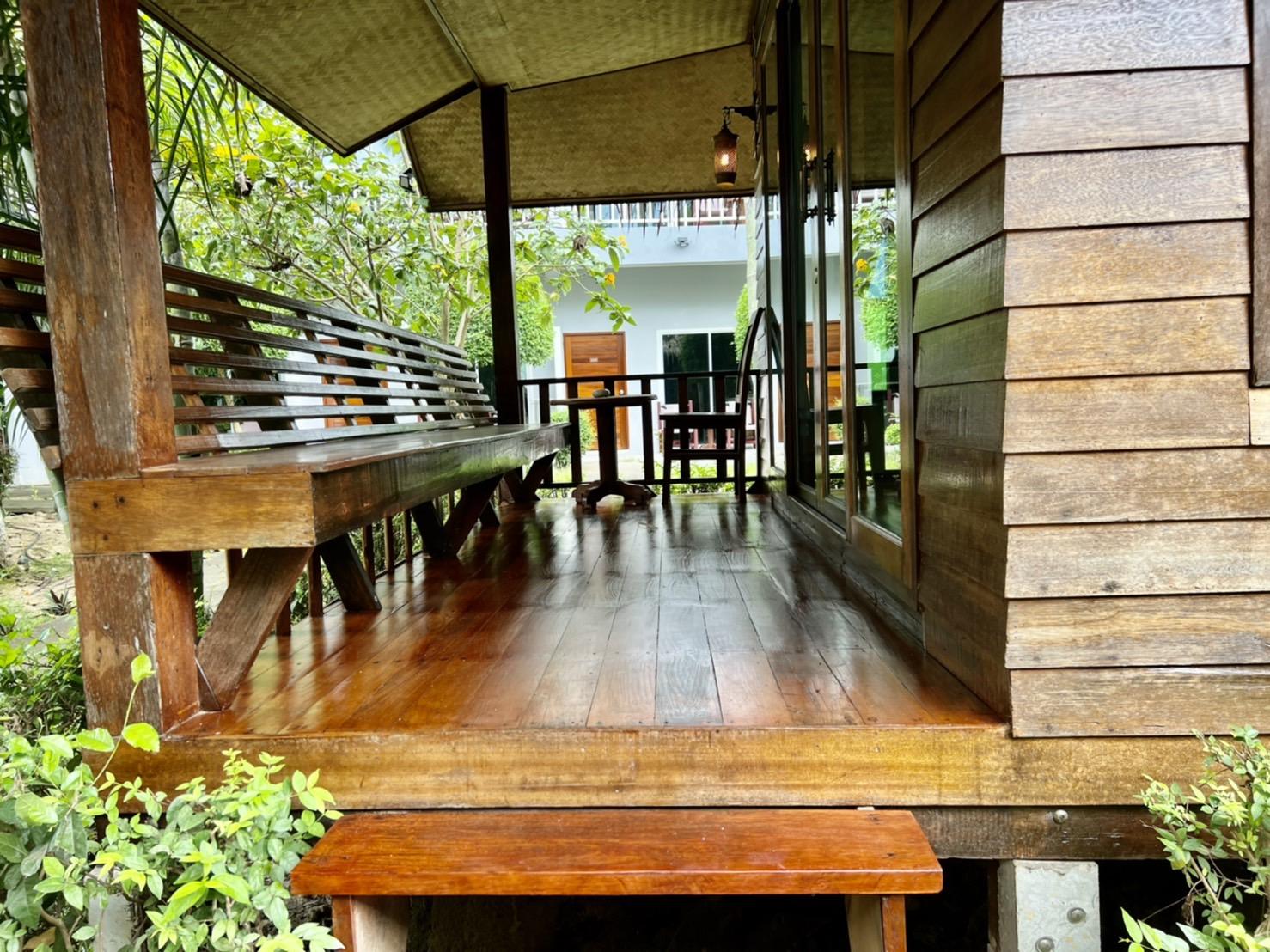 Hotel Bora Bora Phuket 4*