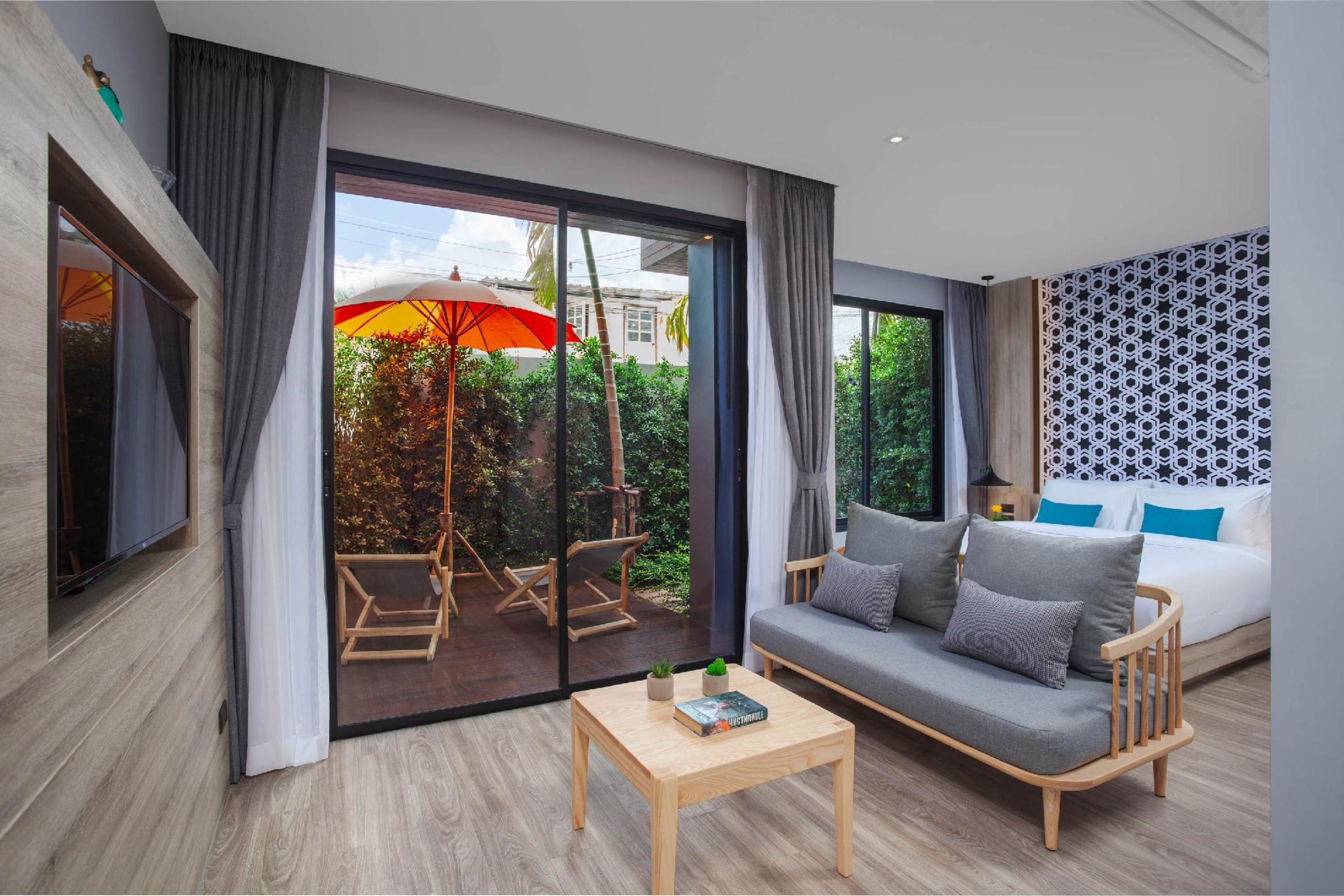 Resort The Chalong Sha Phuket