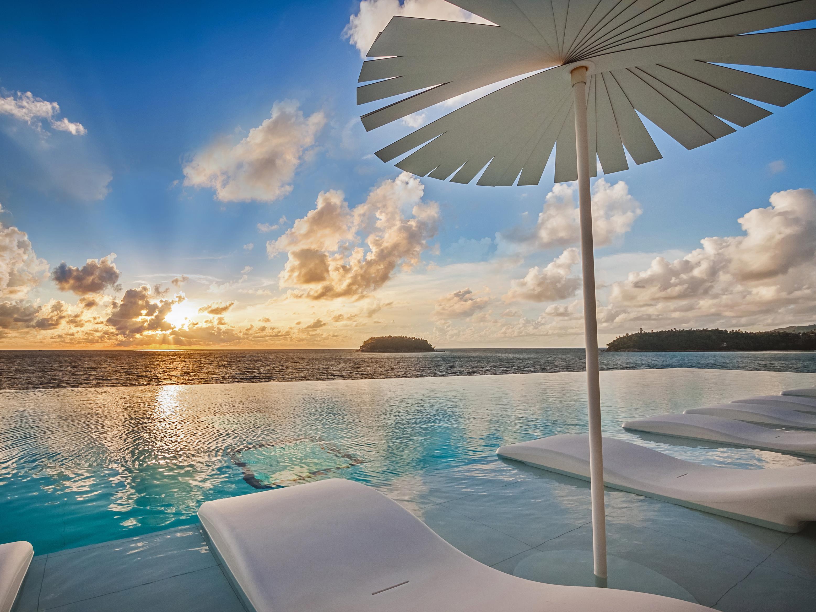 Resort Rocks - Sha Extra