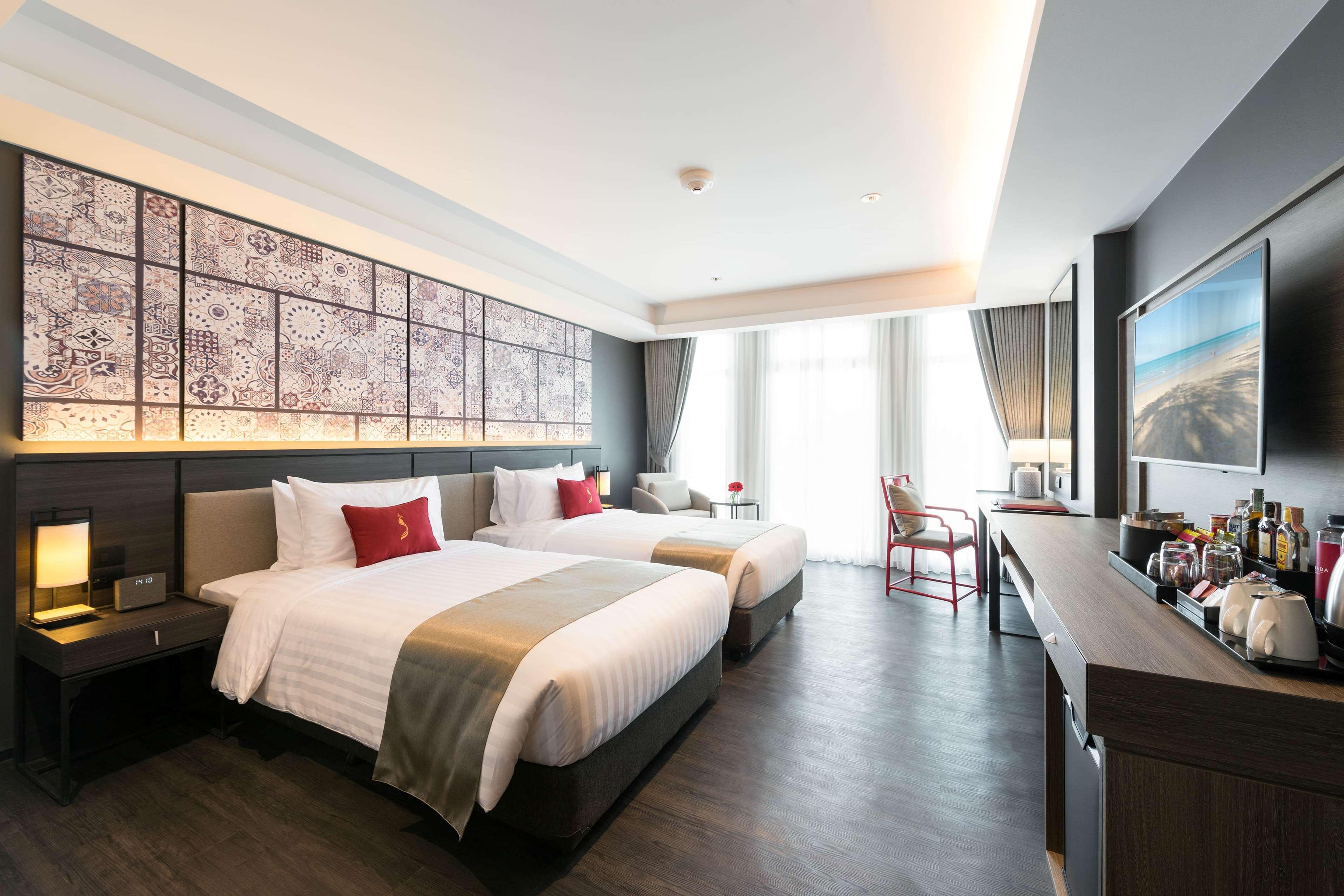 Ramada Plaza By Wyndham Chao Fah Hotel