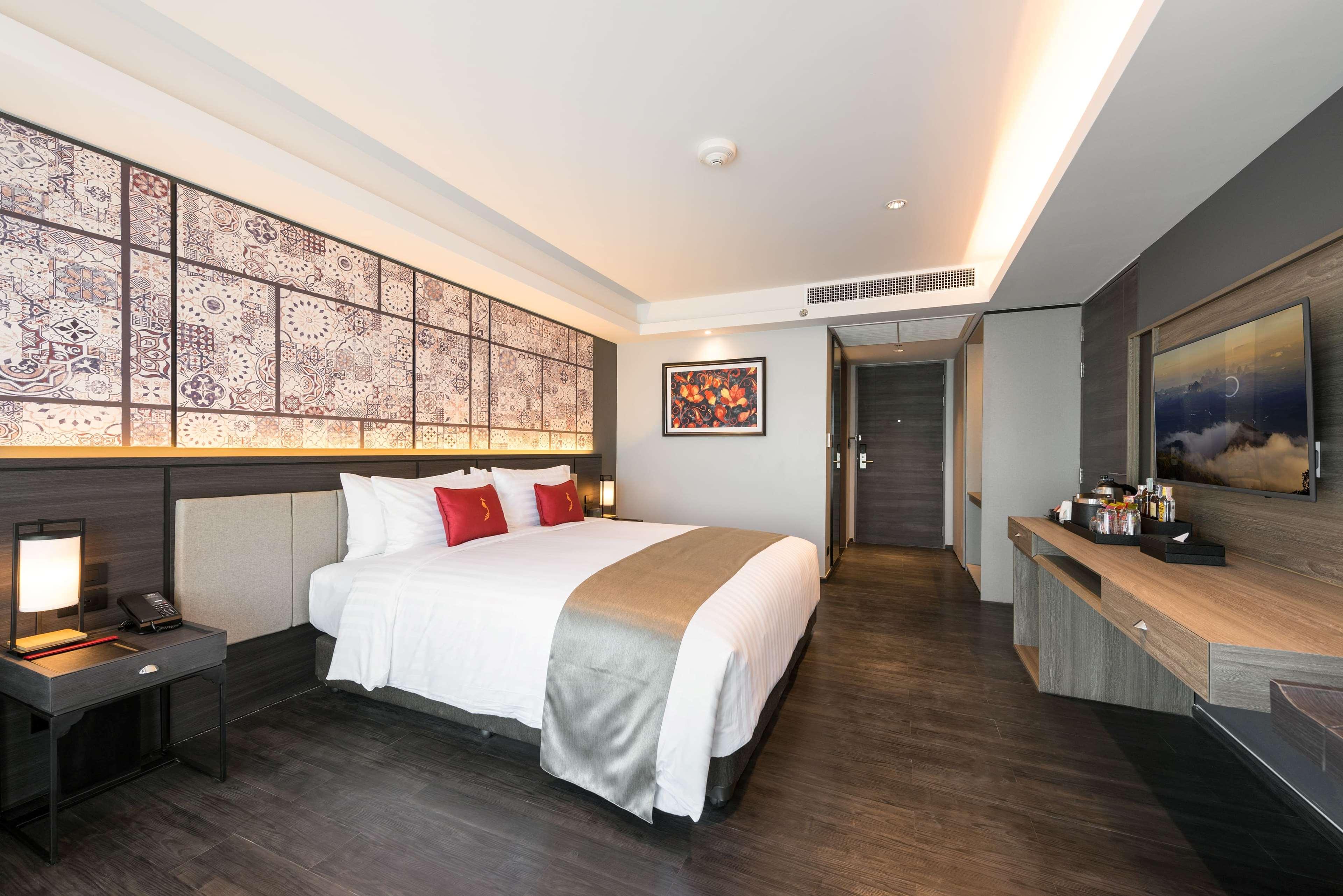 Hotel Ramada Plaza By Wyndham Chao Fah