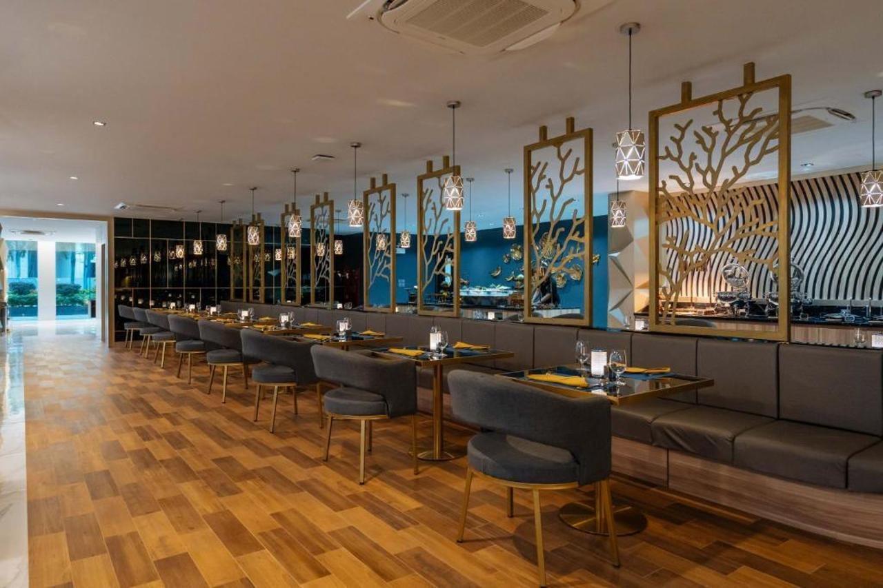 Wekata Luxury Hotel 4*
