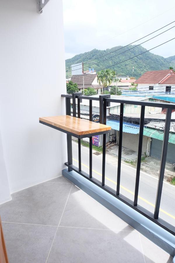 B3 House *