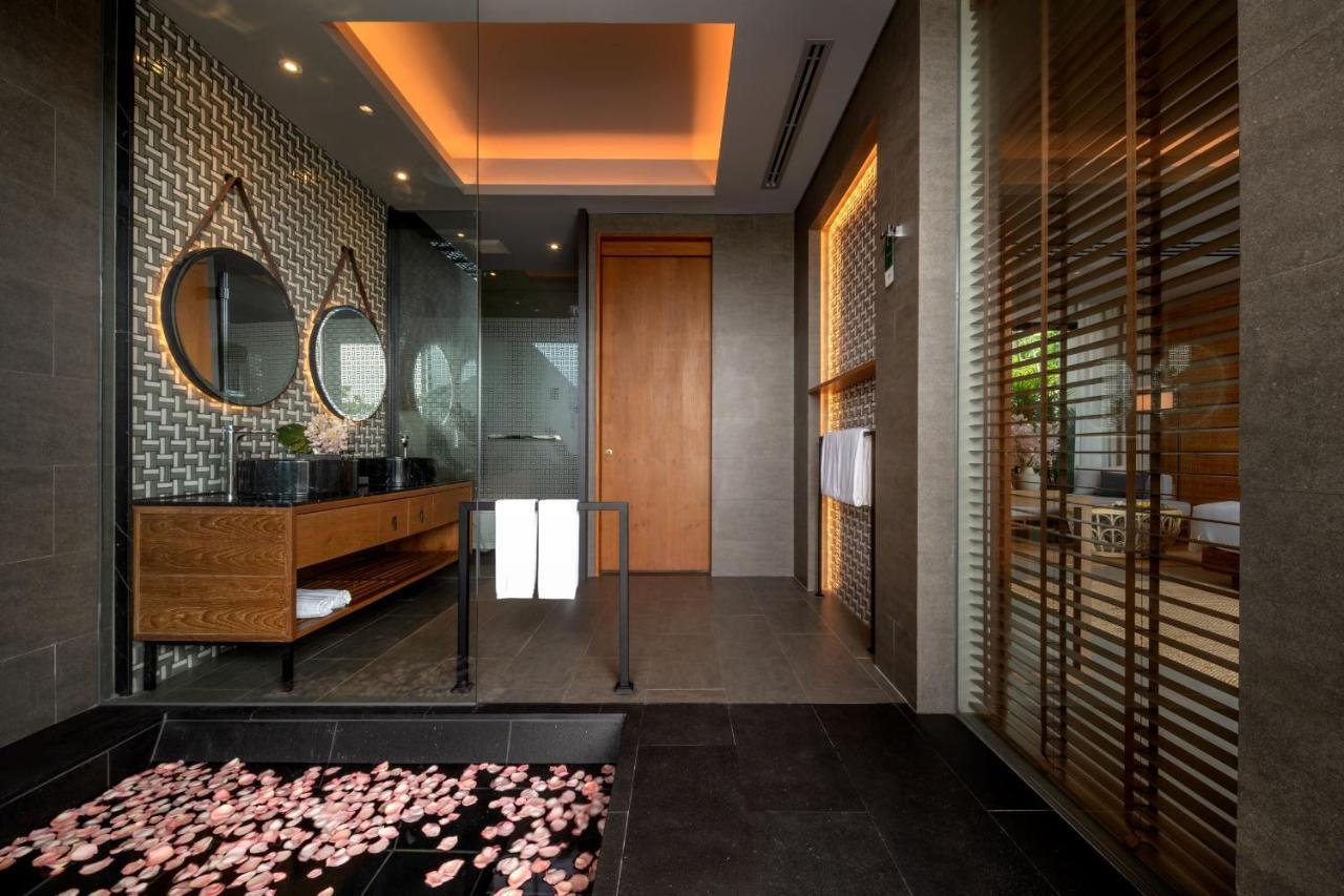Resort Noku Phuket 5*