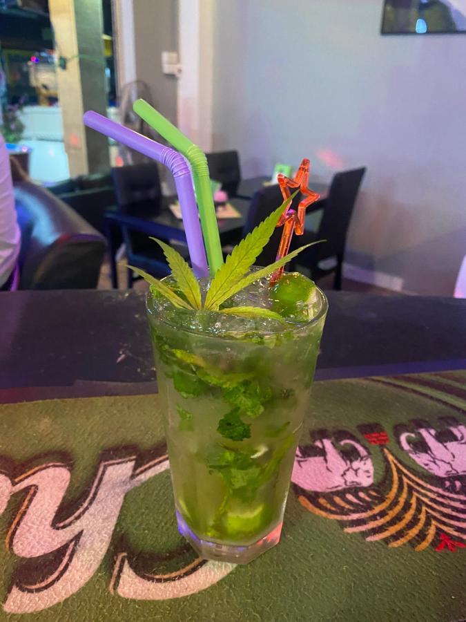 Hotel Mango