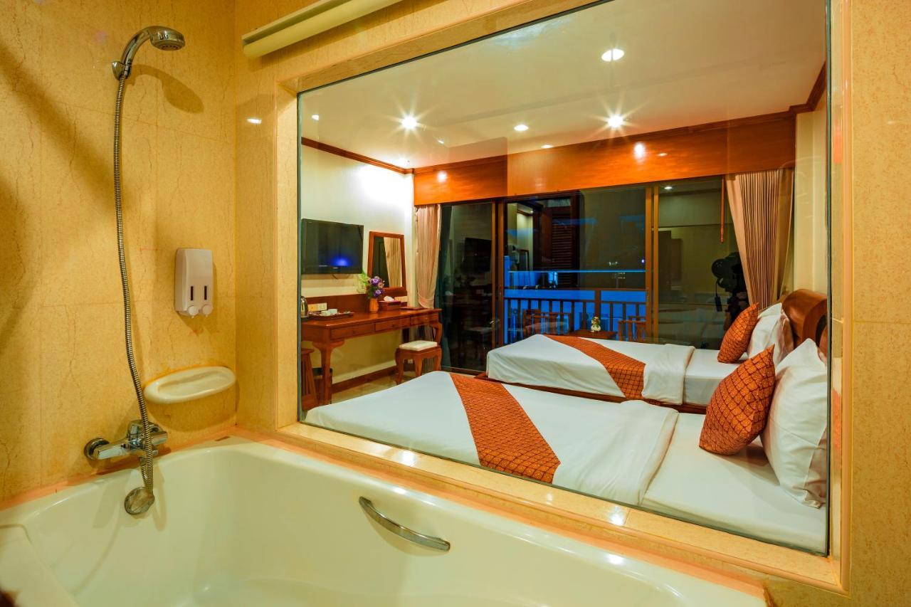 Heaven Hotel