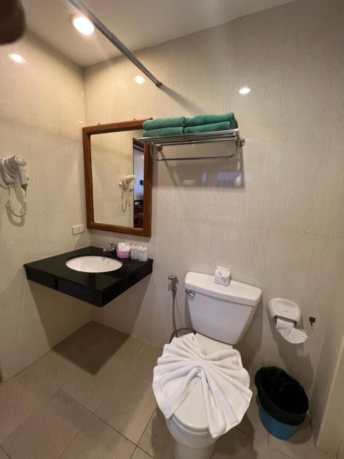 Heaven Hotel