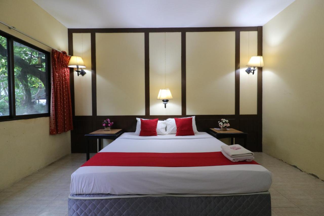 Baan Nat The Village Hotel