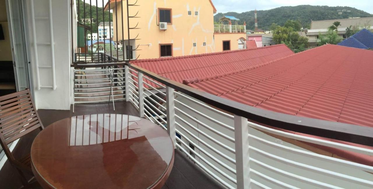 Glitter House Phuket Homestay
