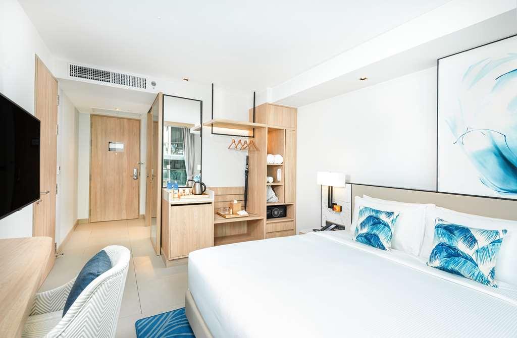 Hilton Garden Phuket Hotel 4*