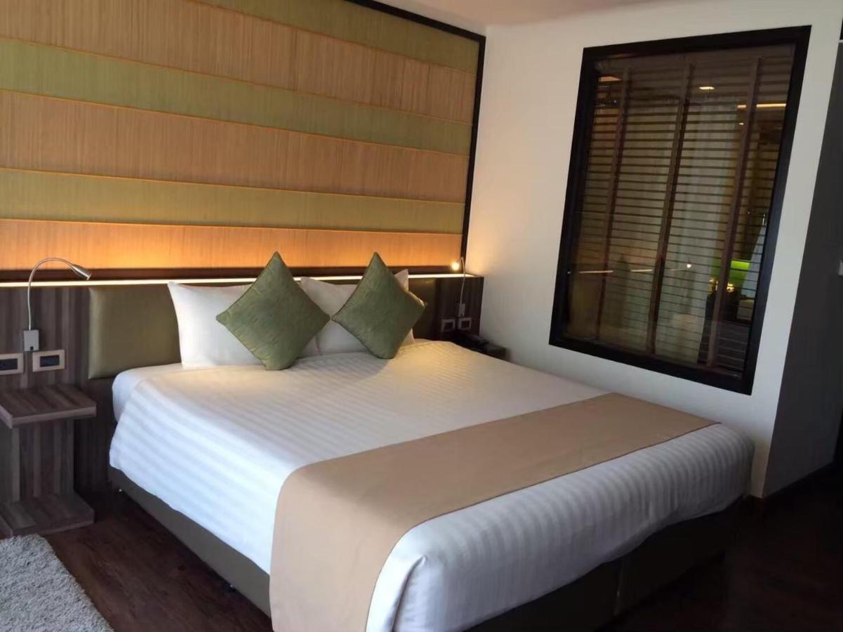 The By Glitter House Aparthotel