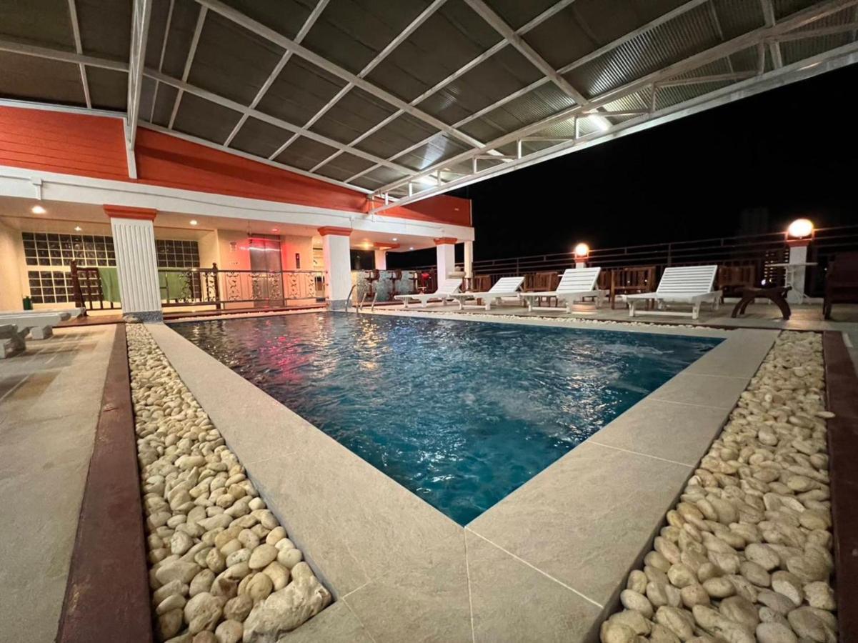 Heaven Hotel