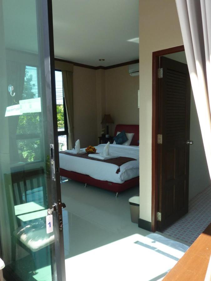 Hotel Kata Beachwalk And