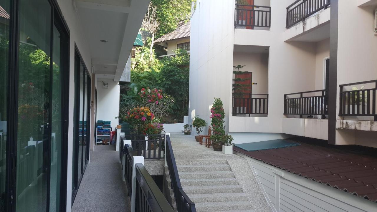 Kata Beachwalk And Hotel