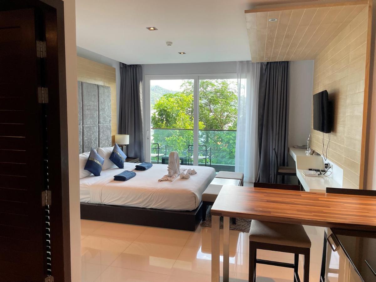 Emerald Terrace By Lofty