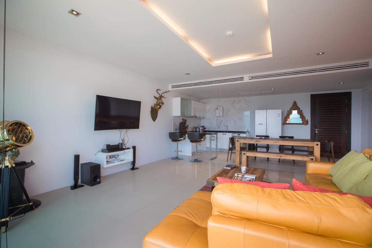 The Oh-so-sexy Triple Penthouse - Rare 35br 188m2 * Patong