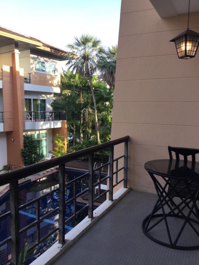 Wonderful Pool House At Guest house