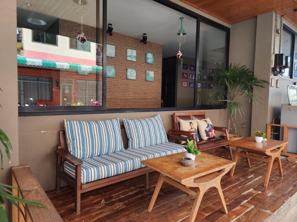 Hostel Dfeel House Patong