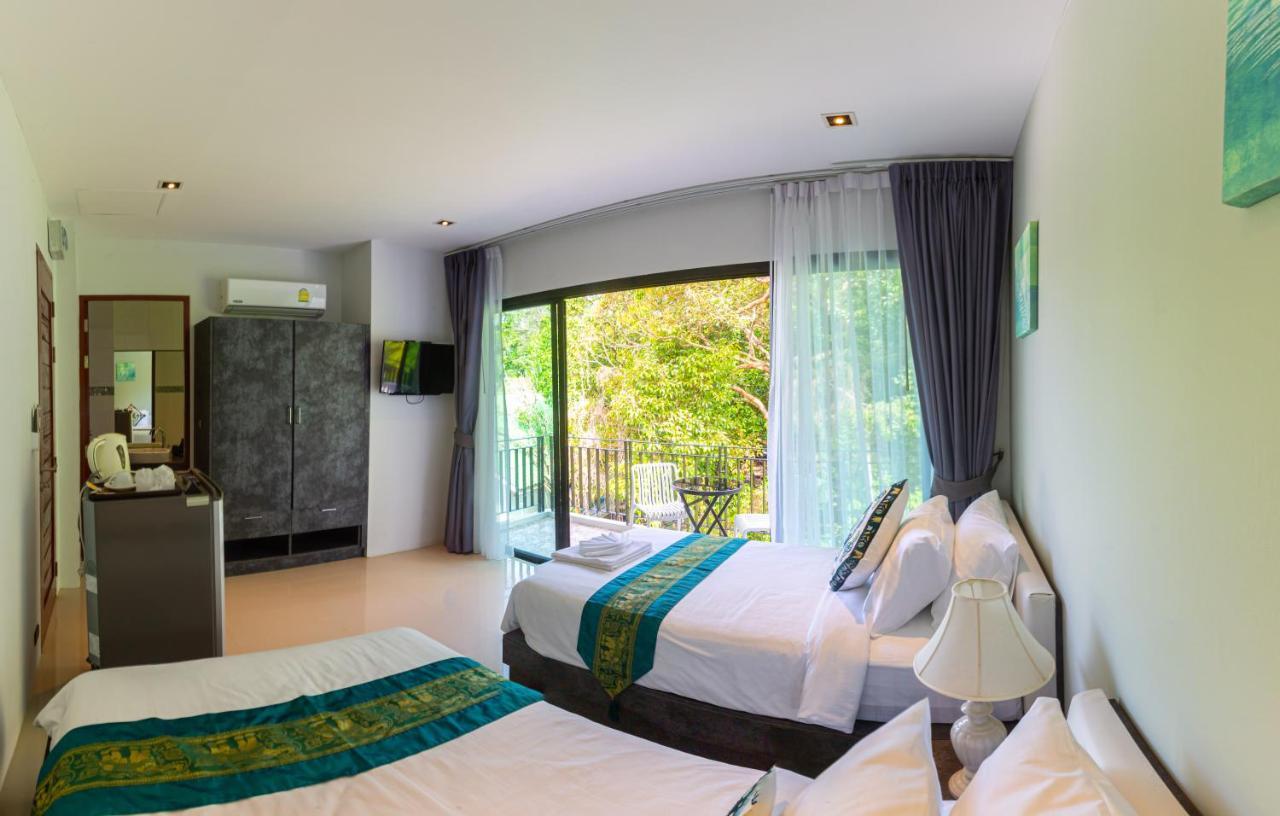 Hotel Rossarin Sea View 4*