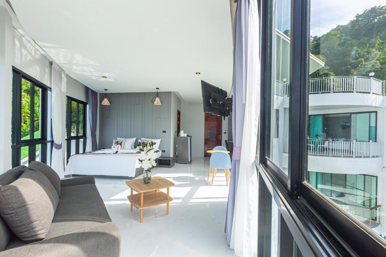 Rossarin Sea View Hotel