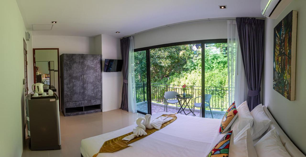 Rossarin Sea View Hotel 4*
