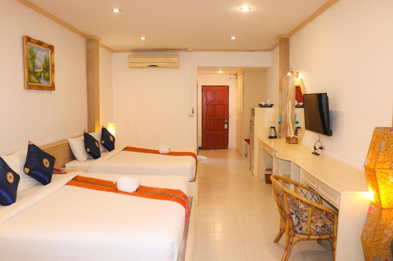 Resort Andaman Seaside Bangtao 3*