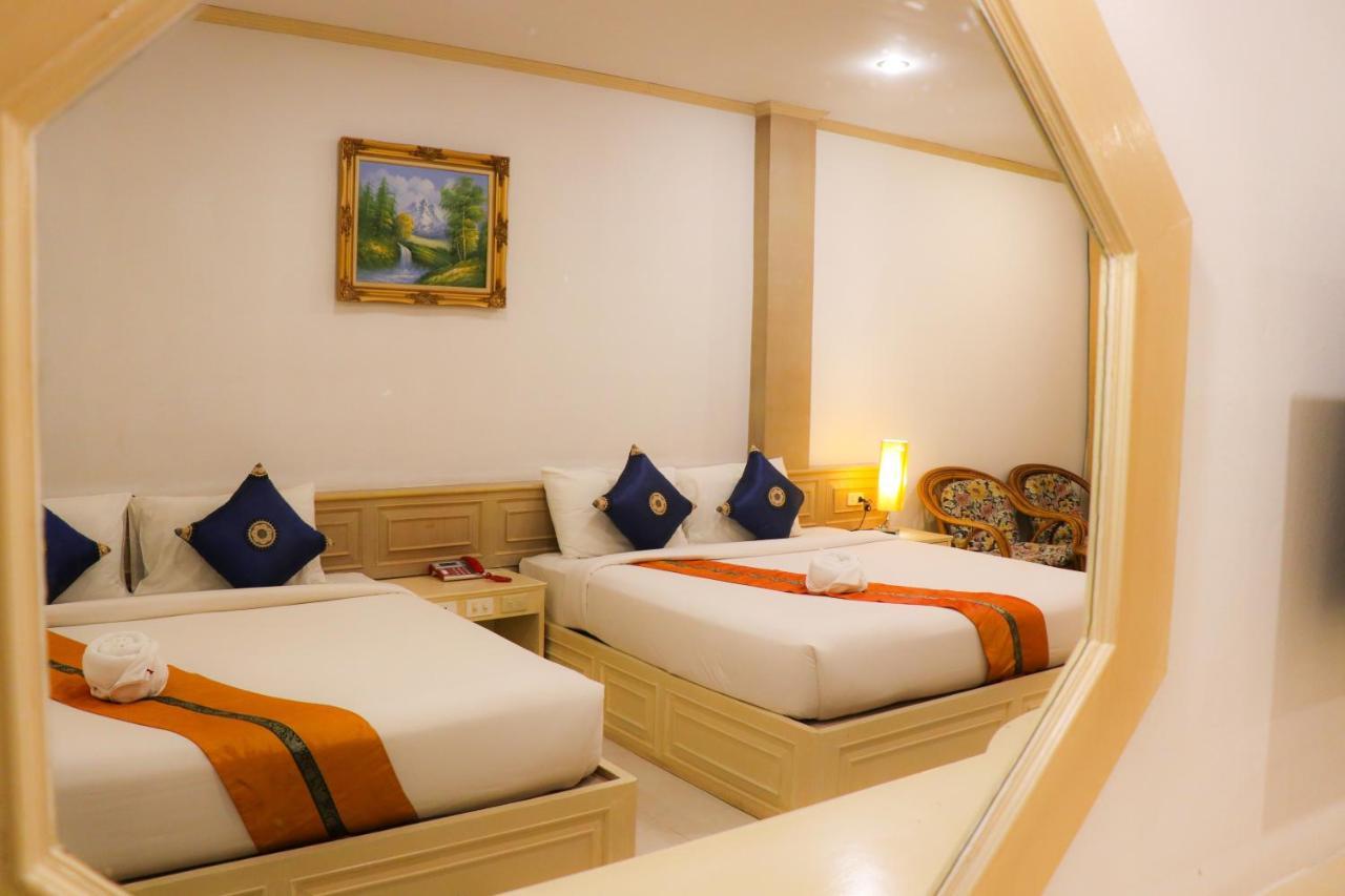 Andaman Seaside Bangtao 3*
