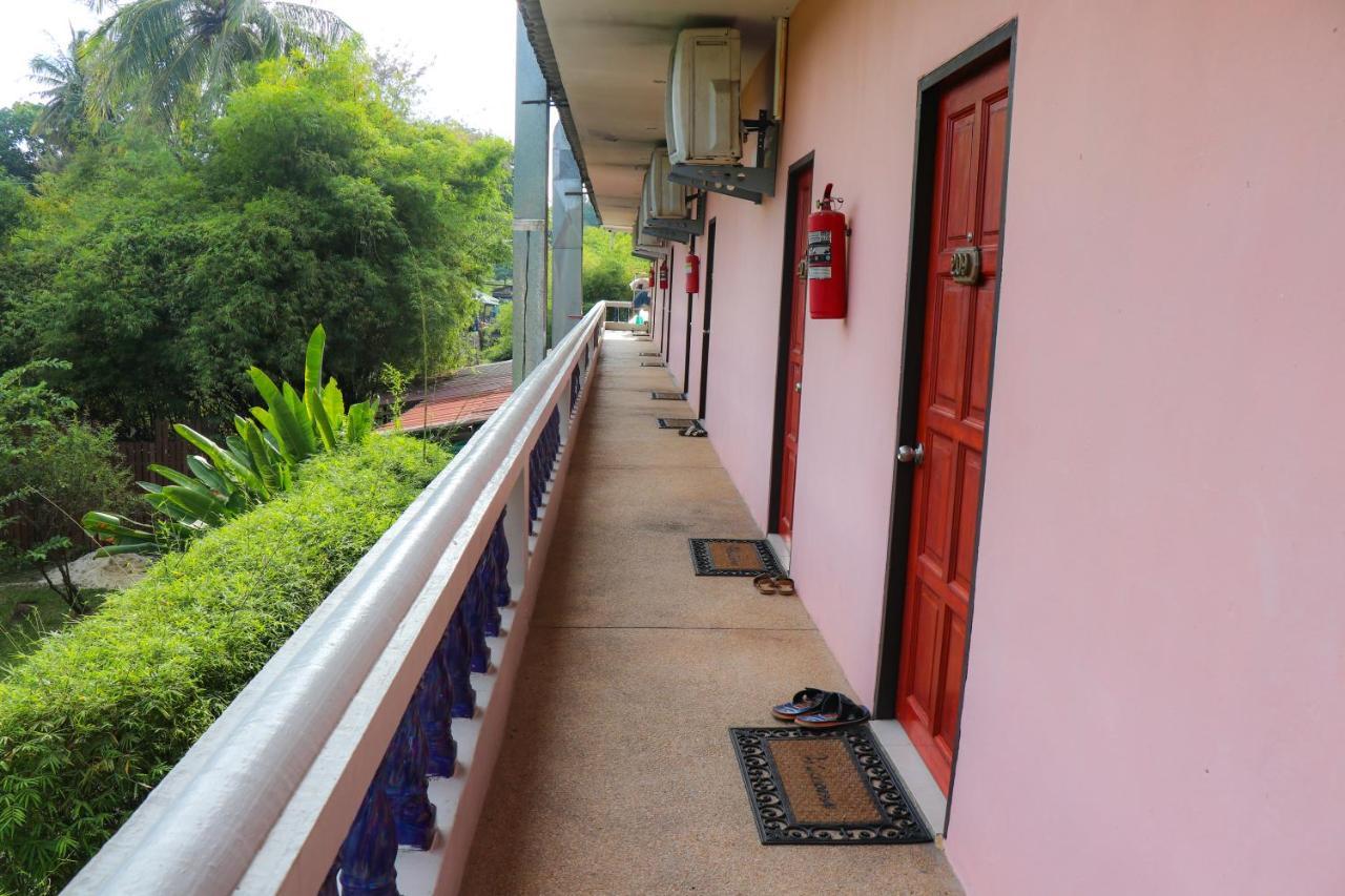 Resort Andaman Seaside Bangtao 3*