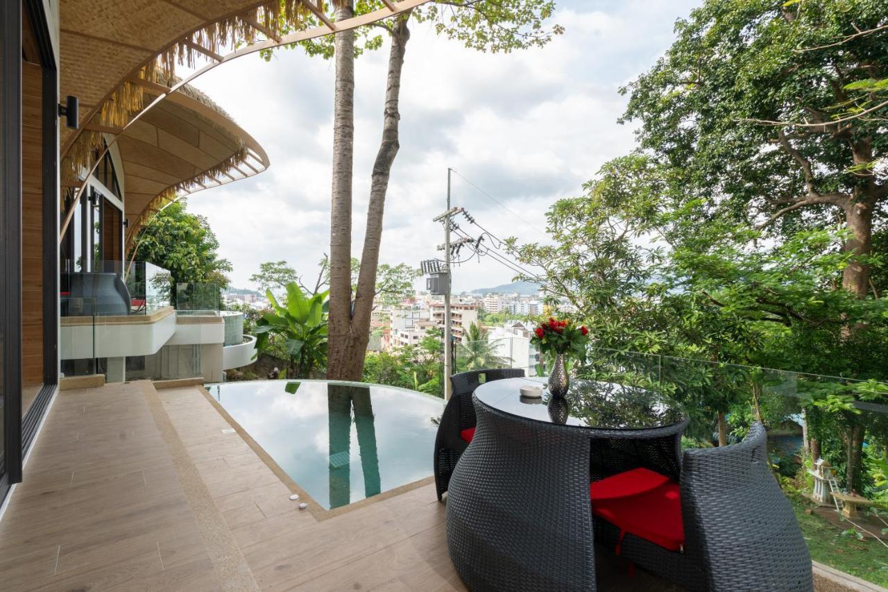 Three monkeys villas Hotel