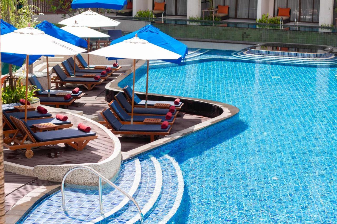 Hotel Deevana Plaza Phuket - Sha Extra 4*
