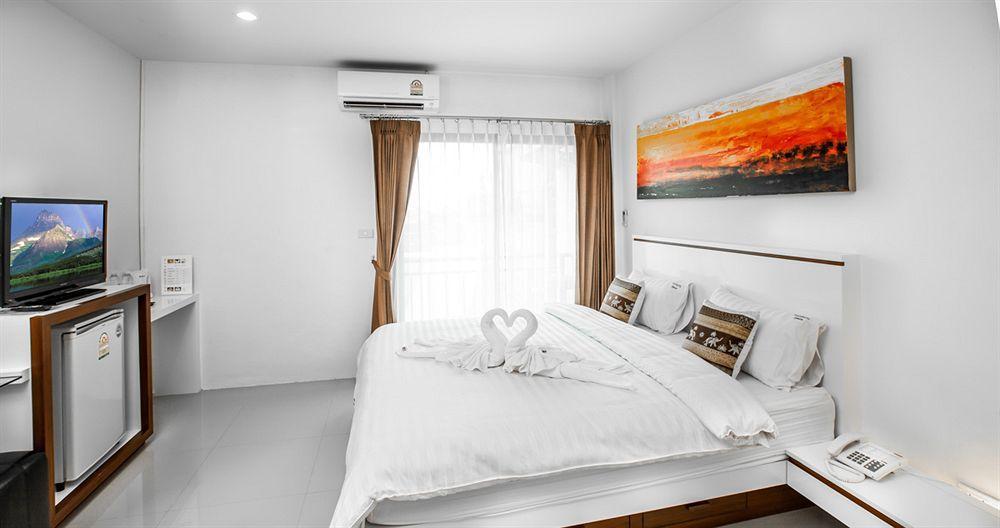 Hotel Modern Place Patong