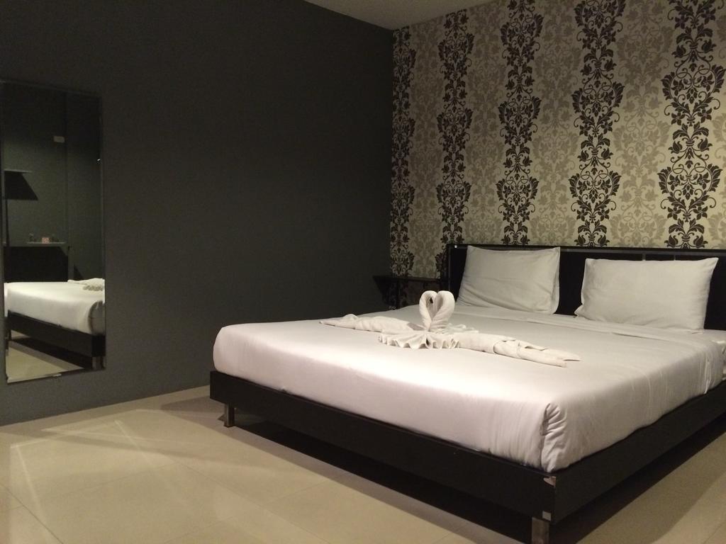 Sweet Hotel Patong