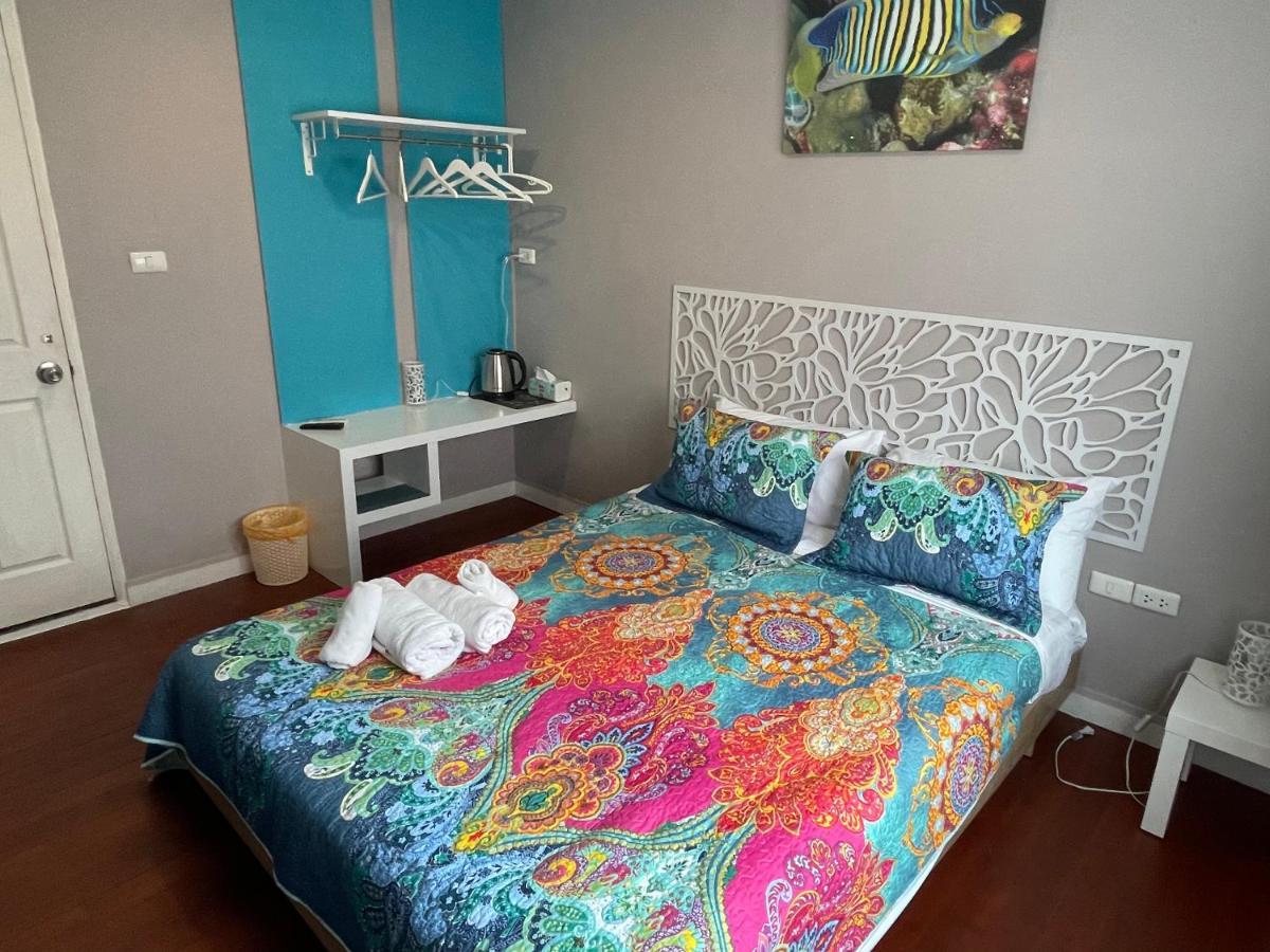 Thalassa Pool Guest house *